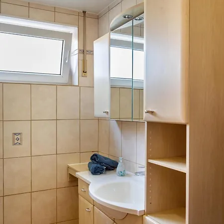 Haus Zum Rochusberg 2 Apartment